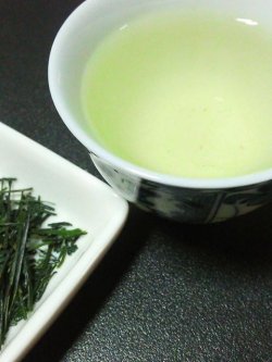 画像2: 自然仕立て 手摘み茶 摩利支 22g